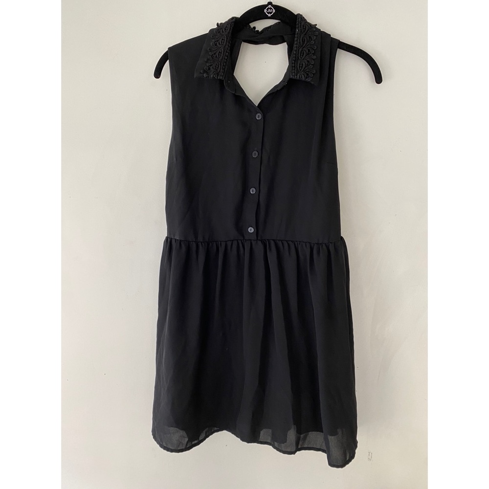 Forever21 minidress with embroidered collar